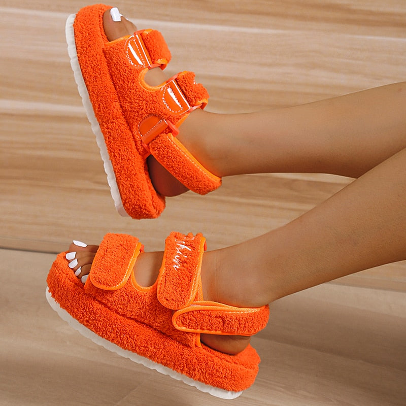 Freizeit-Sandalen / Hausschuhe für Damen mit dicker Sohle